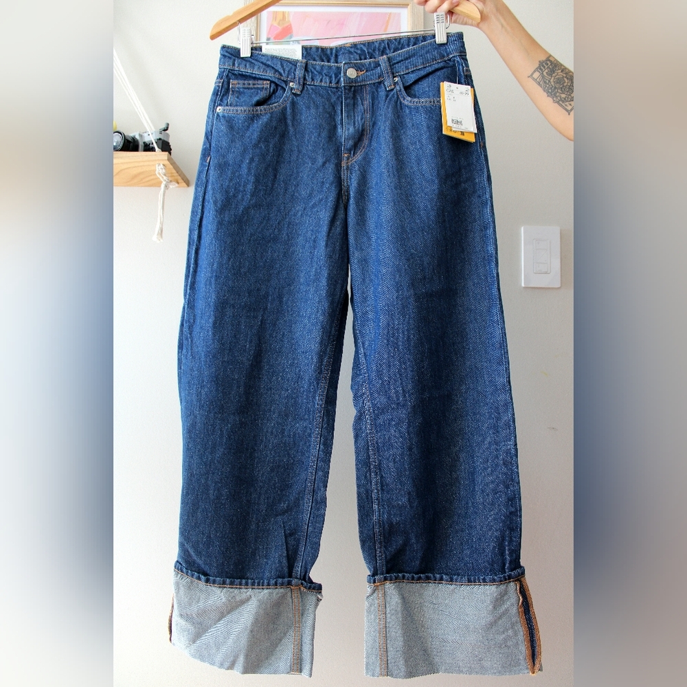 H&M Low Waist Baggy Cuffed Jeans